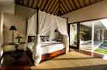 Ala Bali Villa is 4 bedrooms villas in Seminyak for rent walking distance to Seminyak beach