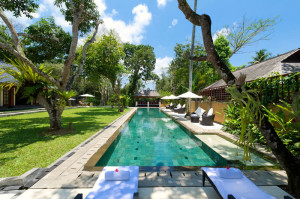 2-villa-san-view-of-pool-from-childrens-room