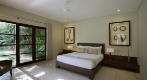 Nyaman_villa-4-bedrooms-4