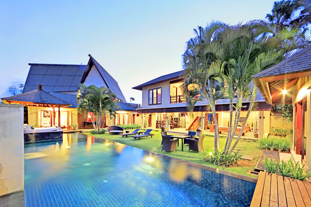  Villa  M swimming pool Luxury Villas  Bali  Seminyak Beach  